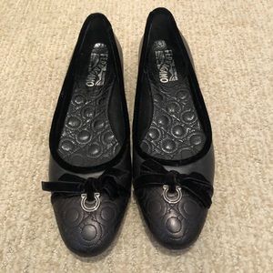 Ferragamo Black leather ballerinas
